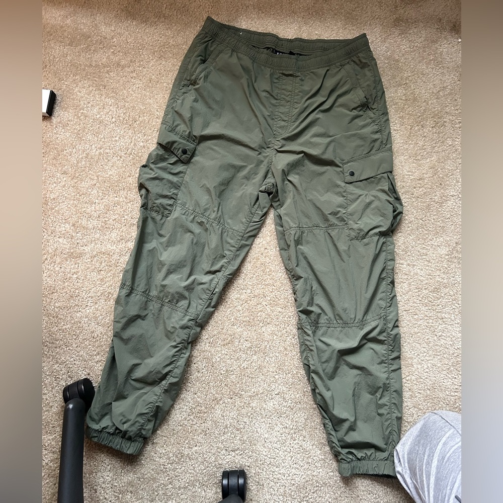 GAP Men's Green Cargo Pants